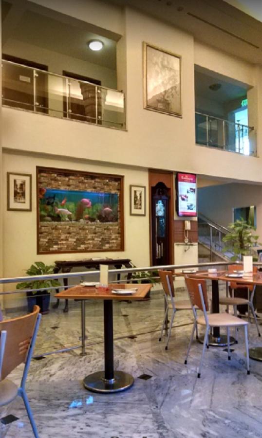 Embassy Inn, Καράτσι Εξωτερικό φωτογραφία