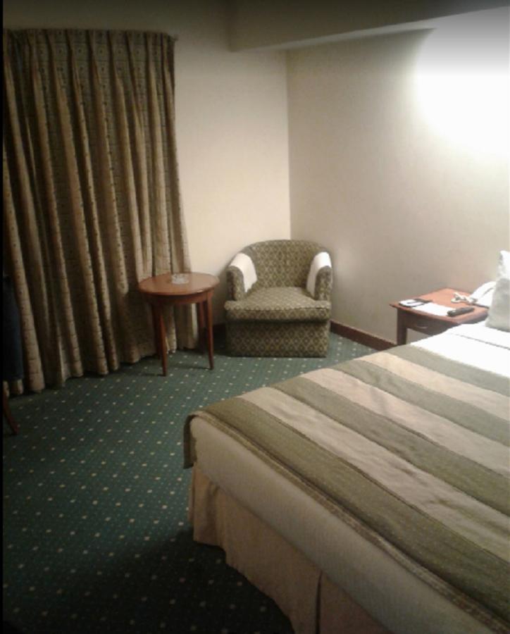 Embassy Inn, Καράτσι Εξωτερικό φωτογραφία