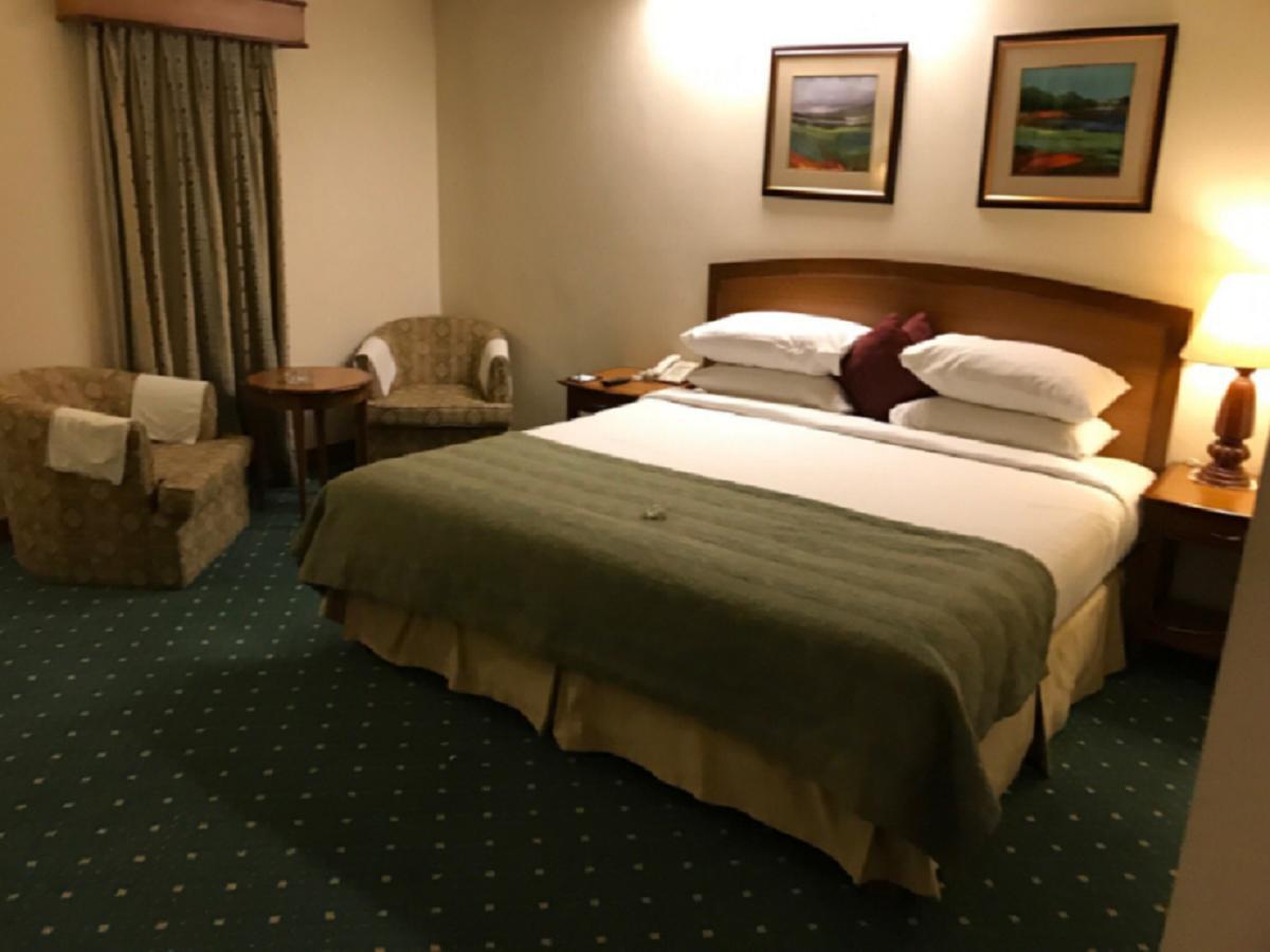 Embassy Inn, Καράτσι Εξωτερικό φωτογραφία