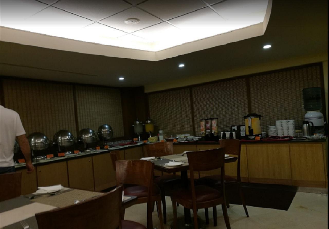Embassy Inn, Καράτσι Εξωτερικό φωτογραφία